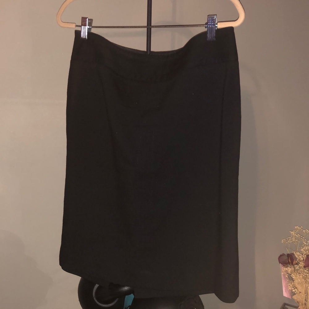 EUC The Loft Skirt
